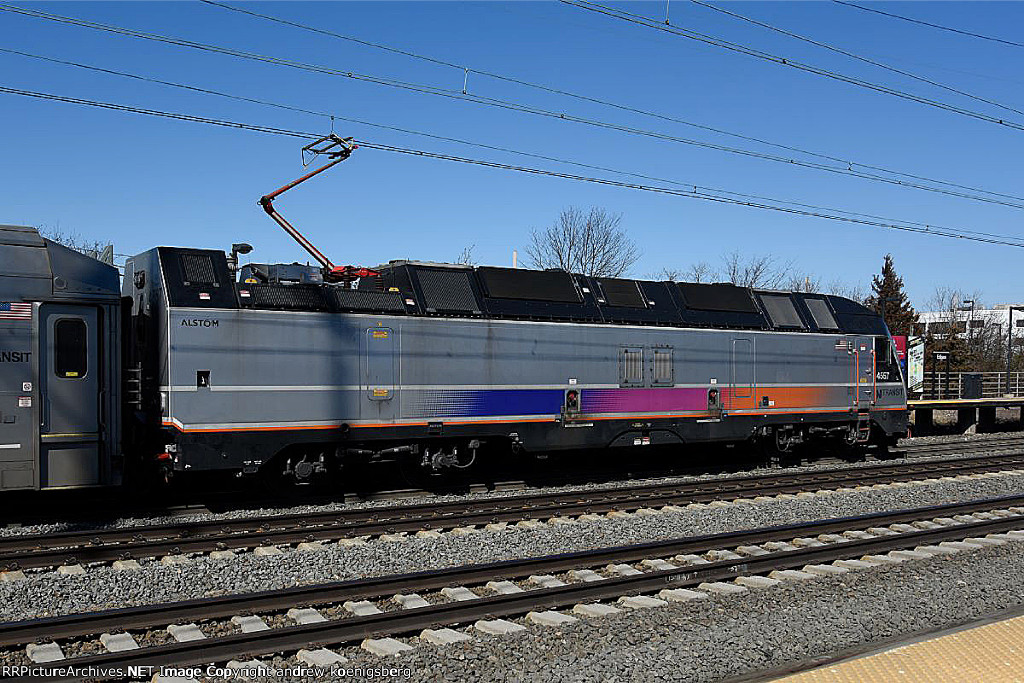 NJT 4557